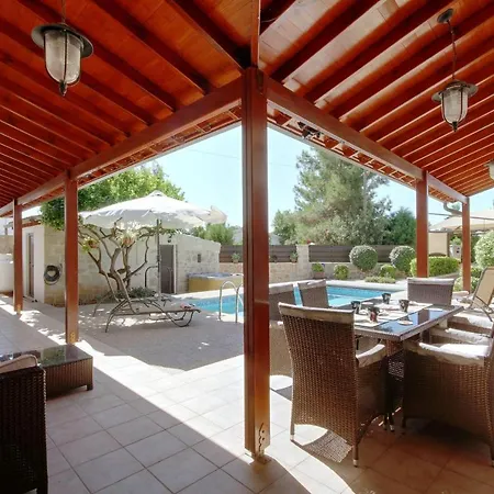 Mulberry A Private Relaxing Retreat. Holiday home