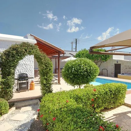 Mulberry A Private Relaxing Retreat. Holiday home