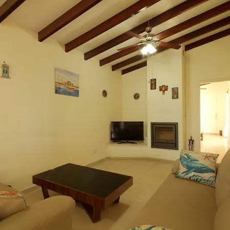 Holiday home Mulberry A Private Relaxing Retreat. Tremithousa